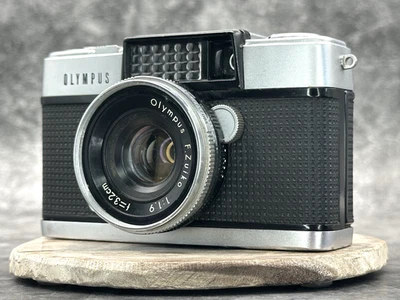 [Casi COMO NUEVA] Cámara fotográfica Olympus Pen-D apuntar y disparar 35 mm medio fotograma de JAPÓN Foto 1 de 4