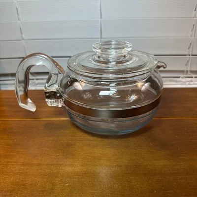 Vintage Pyrex 8446 B Flameware Glass Teapot & Lid  Tea Kettle 6 Cup USA - Image 1 of 4