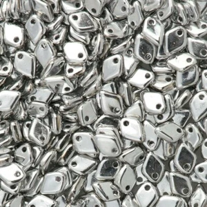 20 CZECH GLASS SMALL DOUBLE SIDED DRAGON SCALE BEADS, SILVER COLOUR, 5 X 4 MM - Picture 1 of 3