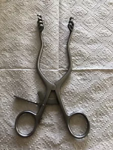Weitlaner Retractor 11-614 I 6-1/2”, 3 x 4 Teeth Dull Prongs - Imagen 1 de 4