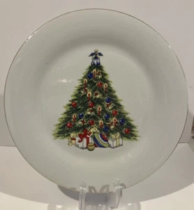 World Bazaars INC Holiday Christmas Round Collectible Dinner Plate 10.5" - Picture 1 of 3