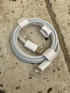 3' 3 Foot USB-C White Charge Cable for Apple items - Photo 1/1