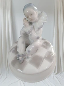 Caja de música de payaso Pierrot de cerámica Otagiri Japón de colección hermosa acabado azul soñador - Imagen 1 de 8