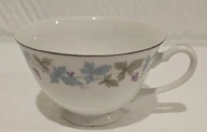 Fine China VINTAGE 6701 cup - blue, green leaves /grapes platinum edging - Picture 1 of 4