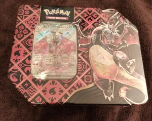 Juego de cartas coleccionables Pokémon: Paldean Fates Shiny Charizard EX hojalata sellada de fábrica - Imagen 1 de 8