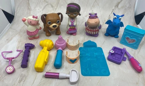 Lot of 16 Disney Doc McStuffins Figures Playset Accessories Just Play LLC Cover