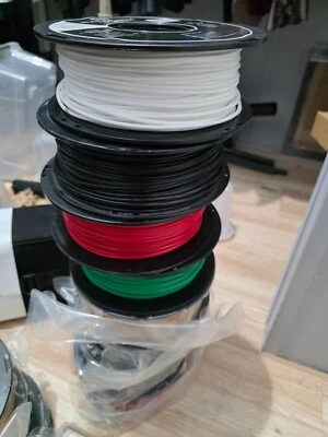 New & Open Hatchbox 3D Printer Filament PLA 3.00 MM, 1 KG - Image 1 of 4