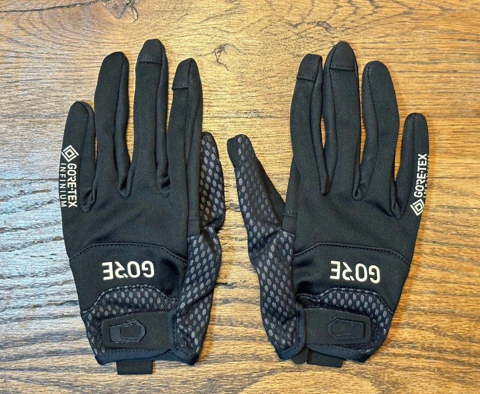 Перчатки GOREWEAR 100501 C5 Gore-TEX INFINIUM | черные | XS / X-маленькие (для взрослых) - Изображение 1 из 4