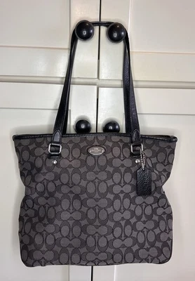 Auténtico BOLSO DE HOMBRO BOLSO DE MANO CON CREMALLERA FIRMA COACH DELINEADO F36185 Cartera Foto 1 de 4