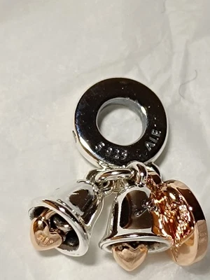 Pandora Bicolor Hochzeitsglocken Doppelter Charm-Anhänger (782592C01) - Bild 1 von 4