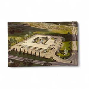 Vintage Holiday Inn New Jersey Turnpike Moorestown Exit 4 Postcard - Picture 1 of 2