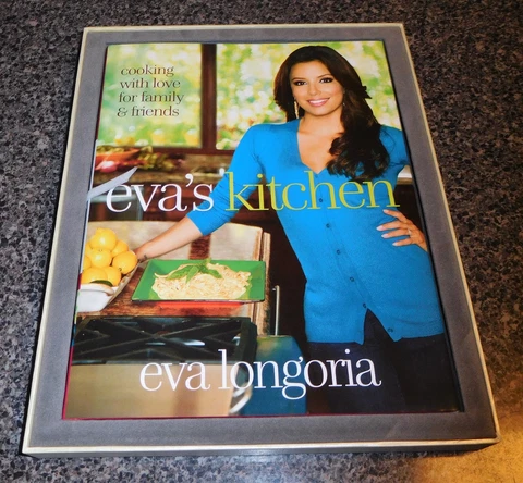 EVA LONGORIA SIGNED EVA'S KITCHEN BOOK AUTOGRAPH LIMITED EDITION COOK FOOD BOX Cover