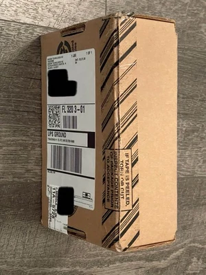 SanDisk PRO-G40 2TB Thunderbolt USB-C Portable External SSD (SDPS31H-002T-GBCND) - Image 1 of 3