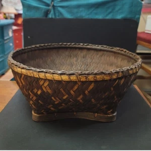 VINTAGE Large 1960s Labba Grain Basket from Philippines - 17" Diam. X 7" H nice! - Picture 1 of 13