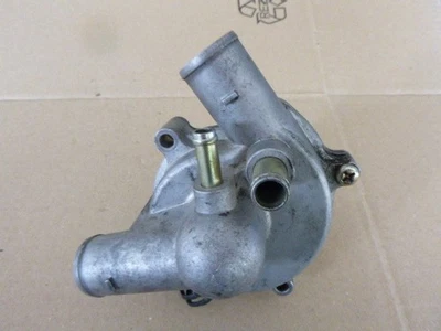 POMPE A EAU SUZUKI GSXR 750 - Photo 1/2