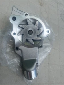 For 1999-2004 Jeep Grand Cherokee Water Pump 11763FVDT 2000 2001 2002 2003 - Picture 1 of 4