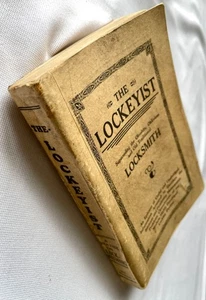RARE 1933 THE LOCKEYIST LOCKSMITH KEY CUTTING TRADE BOOK H.W.ROUTSON ILLUSTRATED - Picture 1 of 13