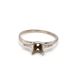 0.26 Carat Tapered Baguette Shape I I1 Diamond Platinum Semi Mount Ring - Picture 1 of 7