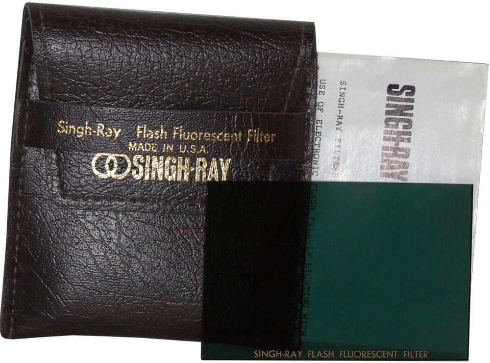 NIB Singh-Ray Fluorescent Flash Filter: for Your Flash Head, 3 x 1-7/8 Inches - Image 1 of 1