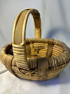 Basket Hand Crafted Double Woven Large * Beautiful 11 x 9 x 9 Stick Wicker G - Picture 1 of 13
