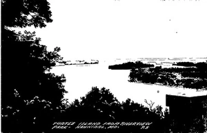 Postal Turtle Island from Riverview Park - Hannibal, MO B&W - Imagen 1 de 2