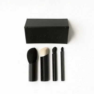 SHAQUDA MISUMI 4 Make-up Pinsel & Dreieck Etui Gesicht Rouge 4er Set Schwarz - Bild 1 von 4