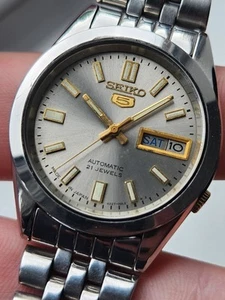 Vintage 1996, SILVER, SEIKO 5, Unisex Automatic Day/Date Watch, 4227-00X0 - Picture 1 of 15