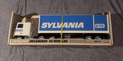 Nylint Sylvania 18 Wheeler GTE Vintage Semi Truck Toy/Sealed - Image 1 of 4
