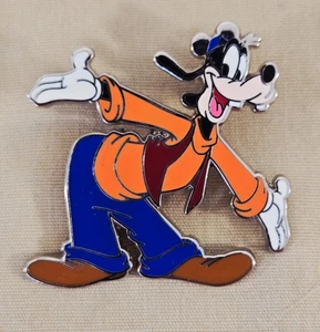 Disney Pin GOOFY Celebrate Everyday Ear Hat Collection 2009 Authentic - Picture 1 of 2