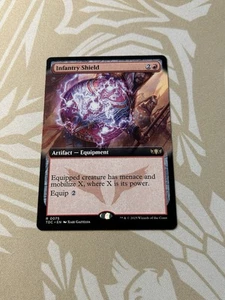 Scudo Fanteria Arte Estesa NON Foil Tarkir Dragonstorm TDC MTG Commander - Foto 1 di 2