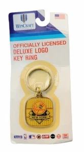 Rare! Vintage 1 WinCraft New York Yankees Deluxe logo Key ring - Picture 1 of 3