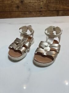 The Childrens Place Baby Girls Gold Strap Sandals Size 7