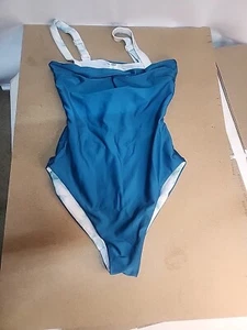 Traje de 1 pieza Old Navy para niñas talla Xs - Imagen 1 de 3