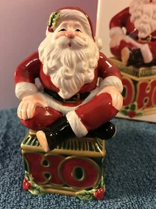 Fitz & Floyd Salt & Pepper Ho! Ho! Ho! Christmas santa & present CH7181 - Picture 1 of 8