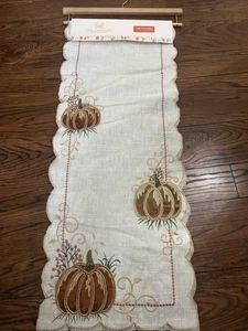 farmhouse rachel ashwell pumpkin metallic embroidered table runner Ruffle 14x72 - Picture 1 of 6