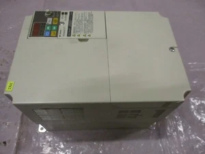 Unidad de CA Omron CIMR-V7AZ47P5 Varispeed V7 7,5 kW 380-460 VCA 14 kVA 18A *Probada* - Imagen 1 de 6