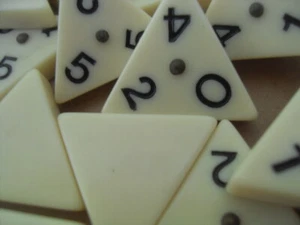 Goliath Triominos De Luxe Domino Game SPARES - CHOOSE YOUR PIECE - Picture 1 of 6