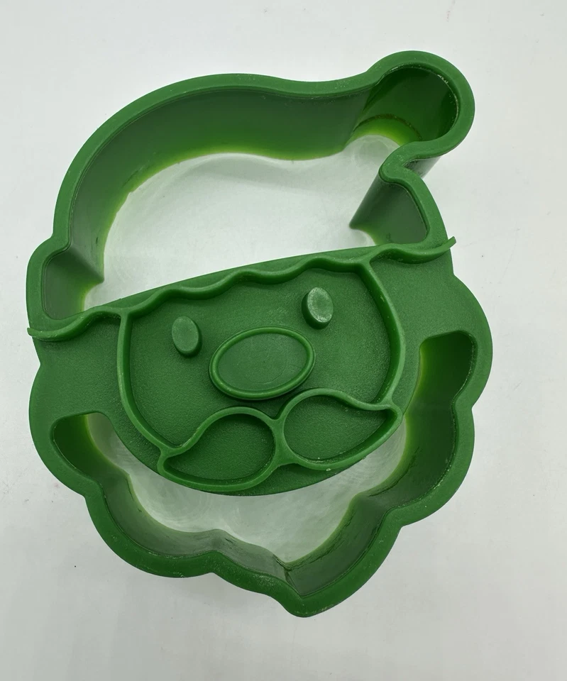 Cortador de galletas Cuisipro cara de Papá Noel verde con pieza de repuesto de sello Foto 1 de 4