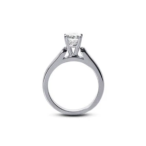 0.65ct D-SI2 Round Natural Certified Diamond Platinum Solitaire Engagement Ring - Picture 1 of 7