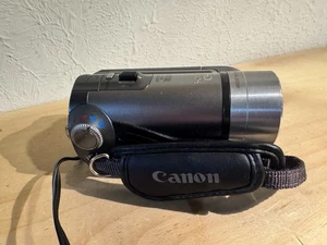 Canon Vixia HF100 Full HD Flash Memory Camcorder Video Camera 12x Optical Zoom - Picture 1 of 6