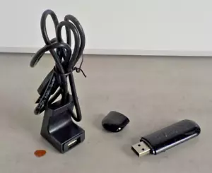 D-Link Wireless USB Mini Adapter DWA-140 - Picture 1 of 2