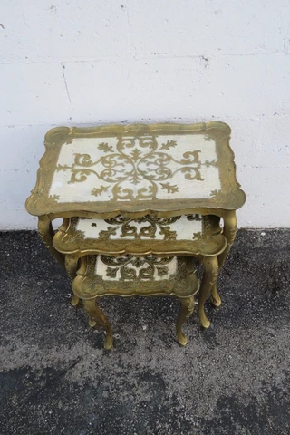 Italian Florentine Antique Gold Nesting Tables Set of Three 4033 Cover