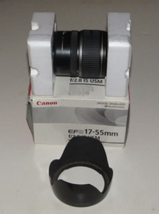 Canon EF-S 17-55mm f/2.8 IS USM with EW-83J Lens Hood Excellent
