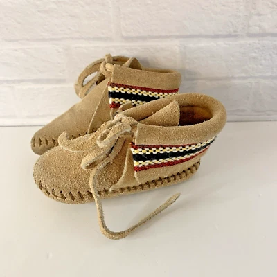 Minnetonka Mocasines Infantil Talla 2 Gamuza Bebé Zapatos Tostado Foto 1 de 4