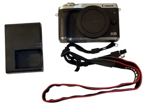 Canon EOS M6 Mark I 24.2mp mirrorless interchangeable lens camera store demo - Picture 1 of 6