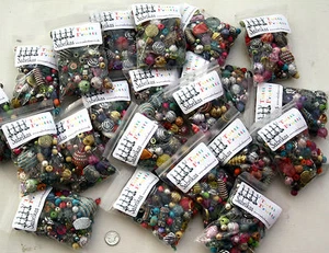 1 x Large Pack of Randomly Mixed Acrylic Jewellery Making Beads  - 100g - Picture 1 of 5