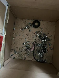 Aprilia Scarabeo 125 Rotax piezas pequeñas tornillos tuercas eje pernos eje pasante - Imagen 1 de 3
