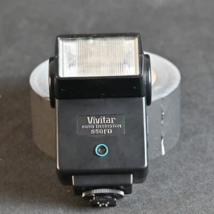VIVITAR FLASH - AUTO THYRISTOR 550FD-N FOR NIKON - tested 100% - Picture 1 of 4