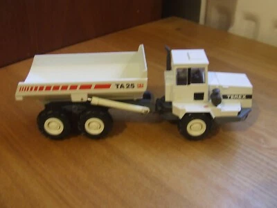 Conrad 2762 Terex TA25 Articulated Tipping Dump Truck, 1:50, BNIB - Image 1 of 4