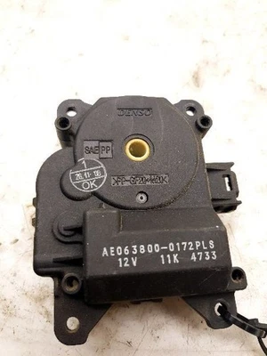 2010 Toyota Sequoia Vent Actuator AE063800-0172 - Image 1 of 4
